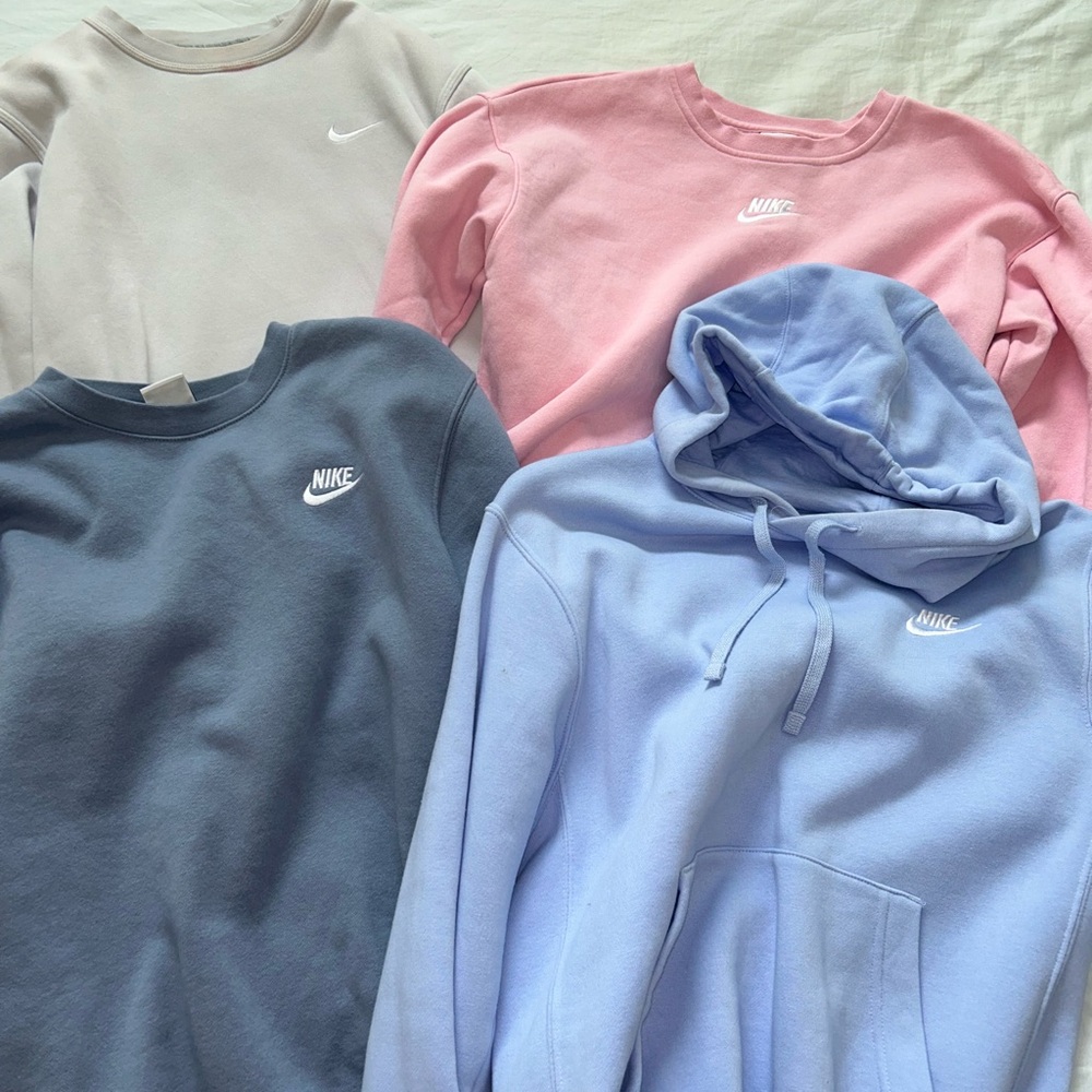 Nike Sweatshirts/Hoodie Bundle - Pink, Blue, Cream/White